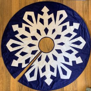 Snowflake Quilted Tree Skirt
